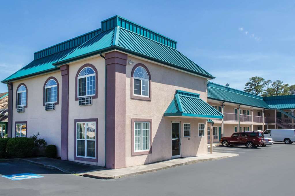 Econo Lodge Absecon Buitenkant foto
